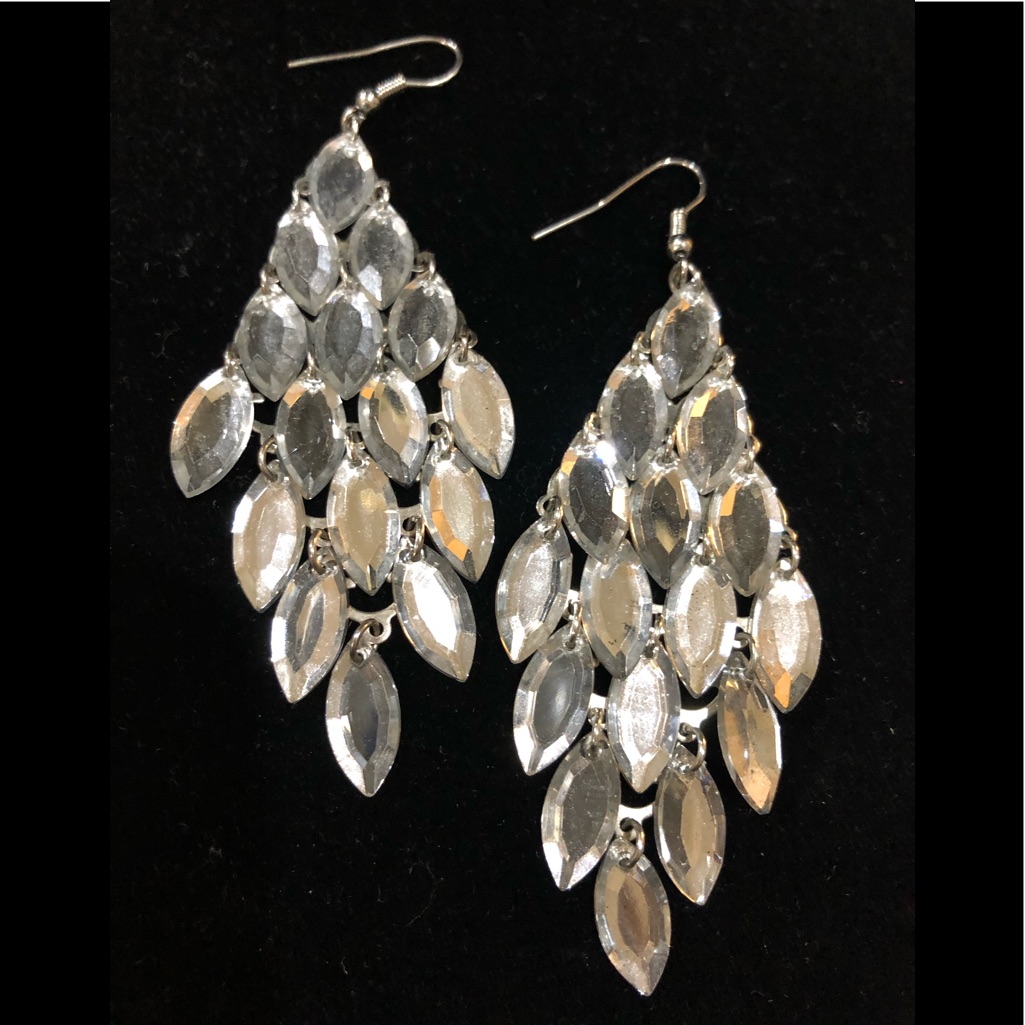 Jewelry  Earrings